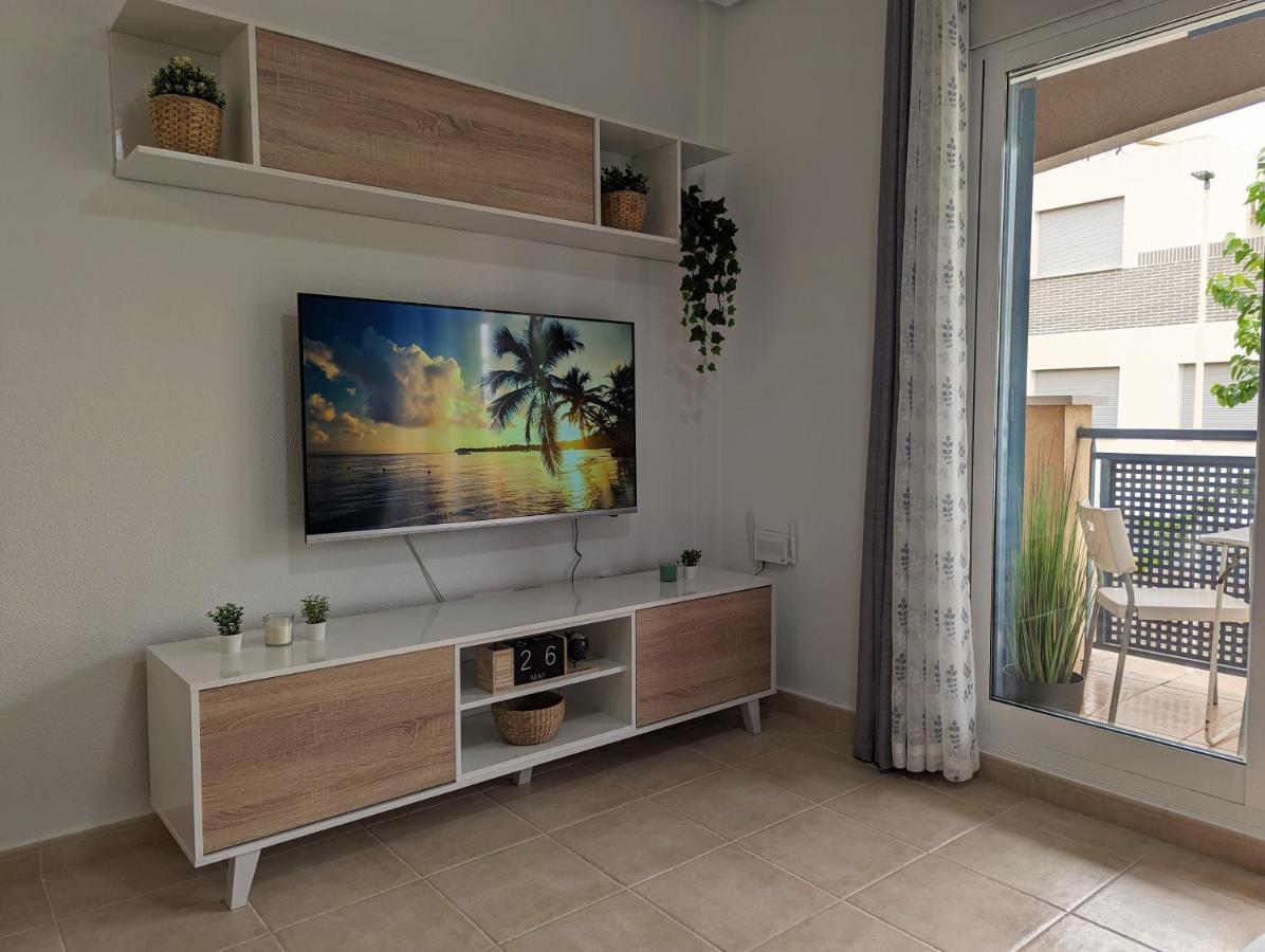 Apartamento Las Palmeras - Con Terraza, Barbacoa, Aire Acondicionado Y A 250M De La Playa! Los Alcázares Εξωτερικό φωτογραφία
