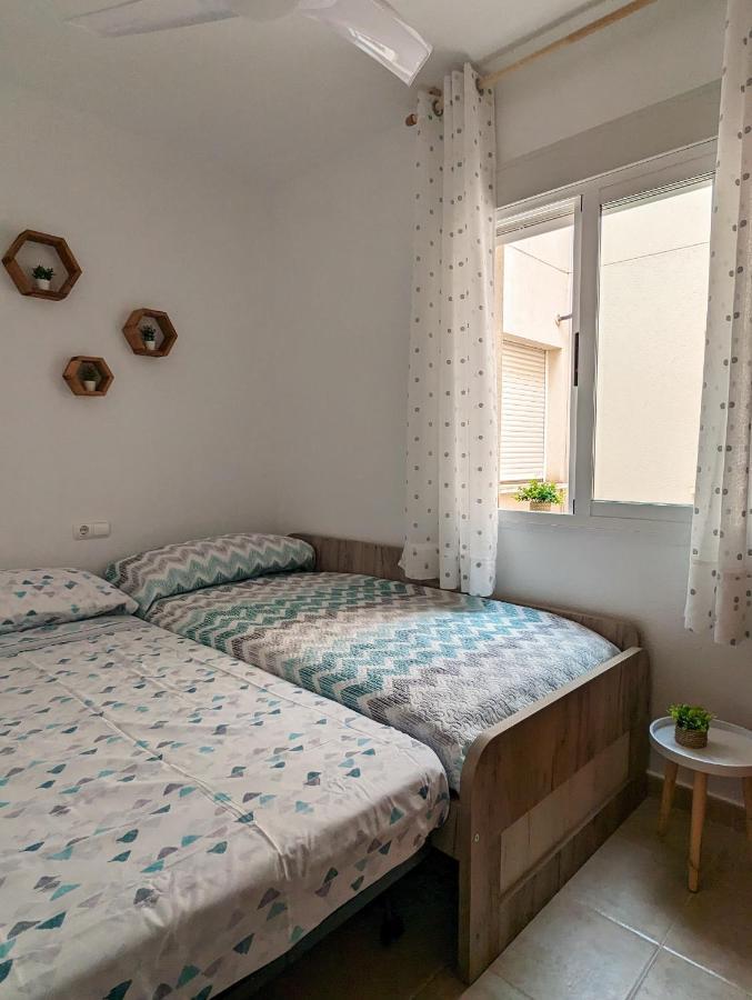 Apartamento Las Palmeras - Con Terraza, Barbacoa, Aire Acondicionado Y A 250M De La Playa! Los Alcázares Εξωτερικό φωτογραφία