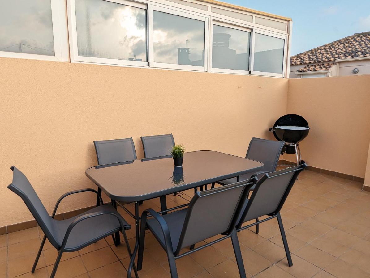 Apartamento Las Palmeras - Con Terraza, Barbacoa, Aire Acondicionado Y A 250M De La Playa! Los Alcázares Εξωτερικό φωτογραφία